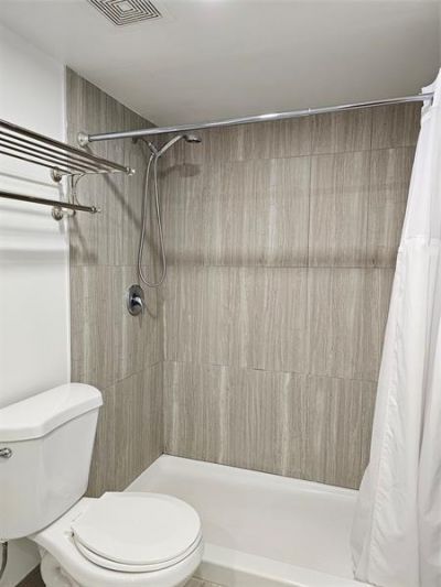 2731 Ocean Club Boulevard, Unit 106, Hollywood, FL 33019 Photo