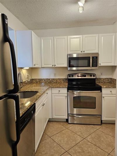 2731 Ocean Club Boulevard, Unit 106, Hollywood, FL 33019 Photo