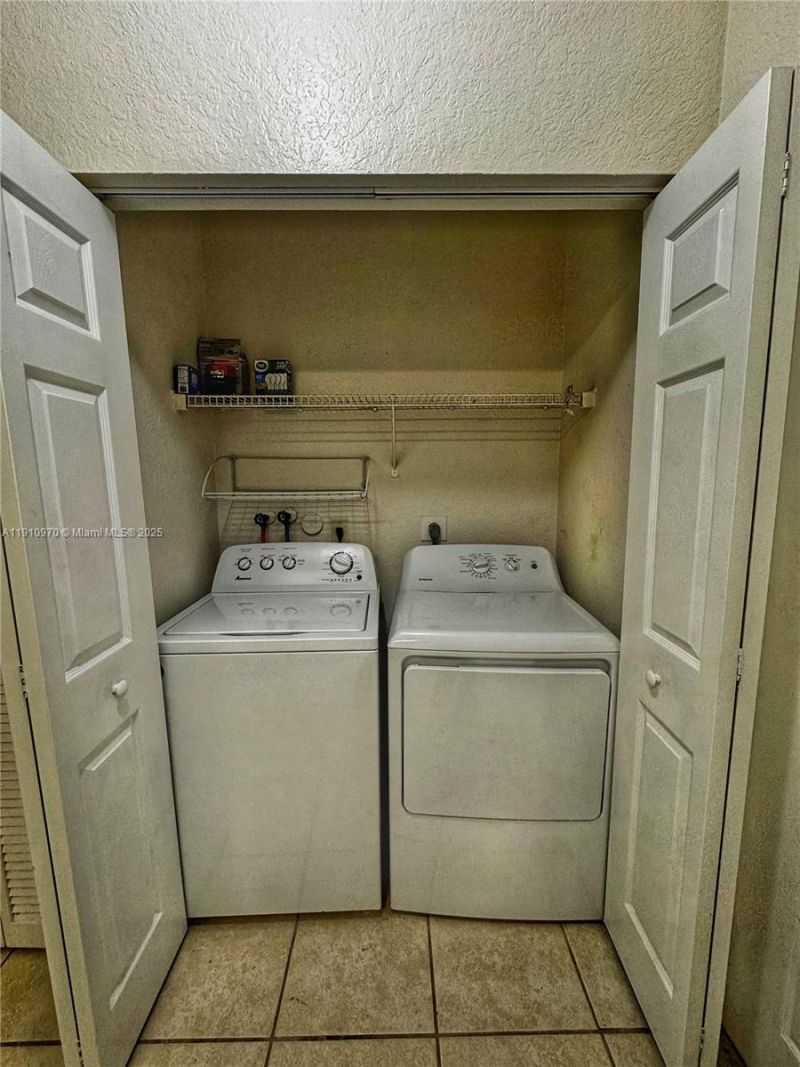 3670 NW 91st Ln, Unit 3670, Sunrise, FL 33351 Photo