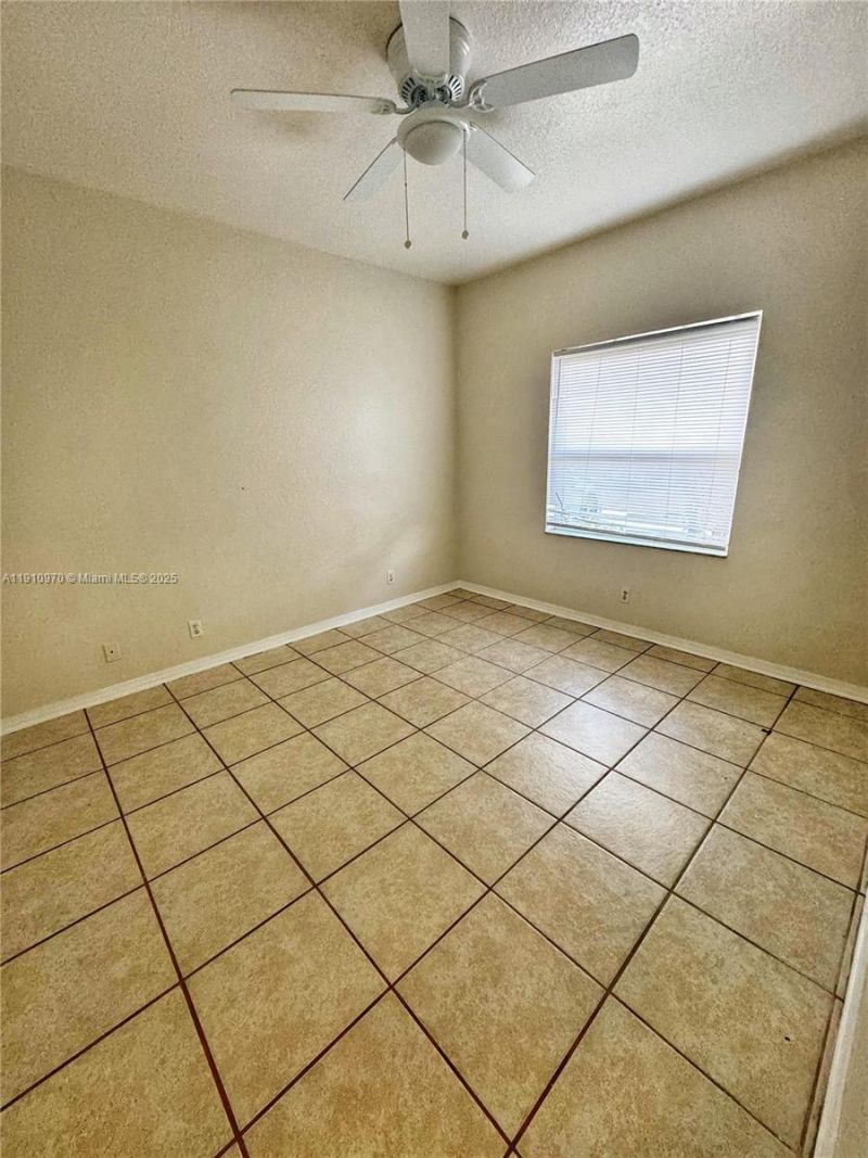 3670 NW 91st Ln, Unit 3670, Sunrise, FL 33351 Photo