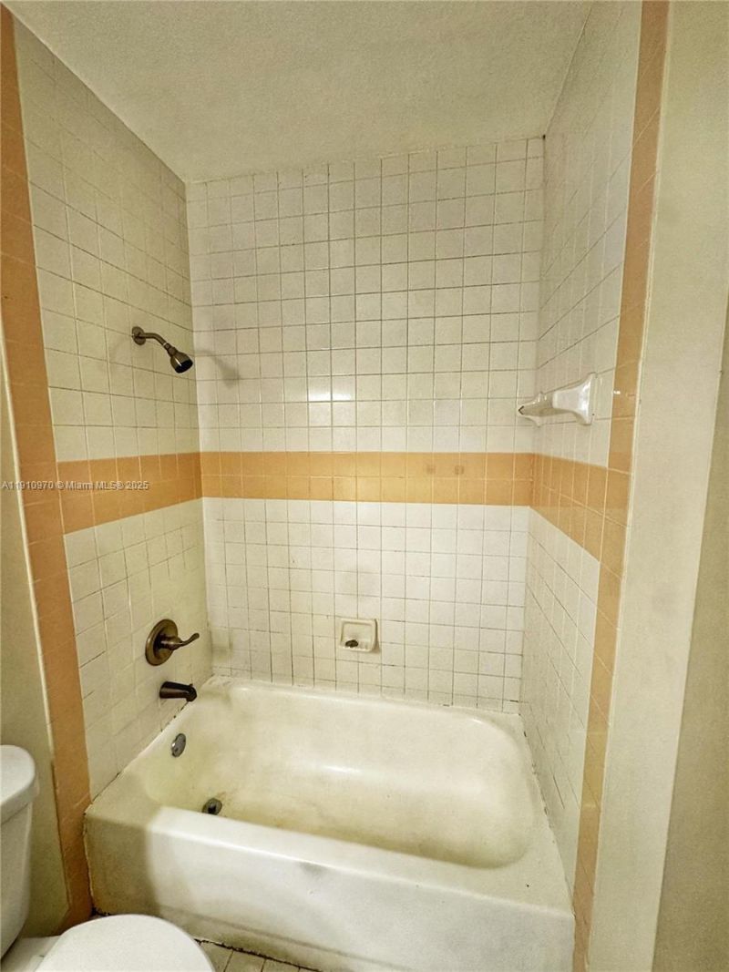 3670 NW 91st Ln, Unit 3670, Sunrise, FL 33351 Photo