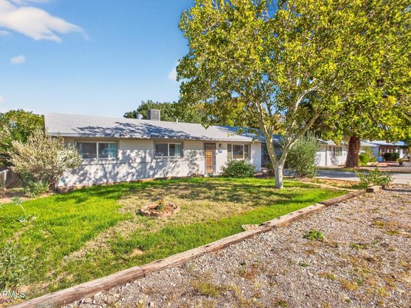 35 W KAYETAN Drive, Sierra Vista, AZ 85635