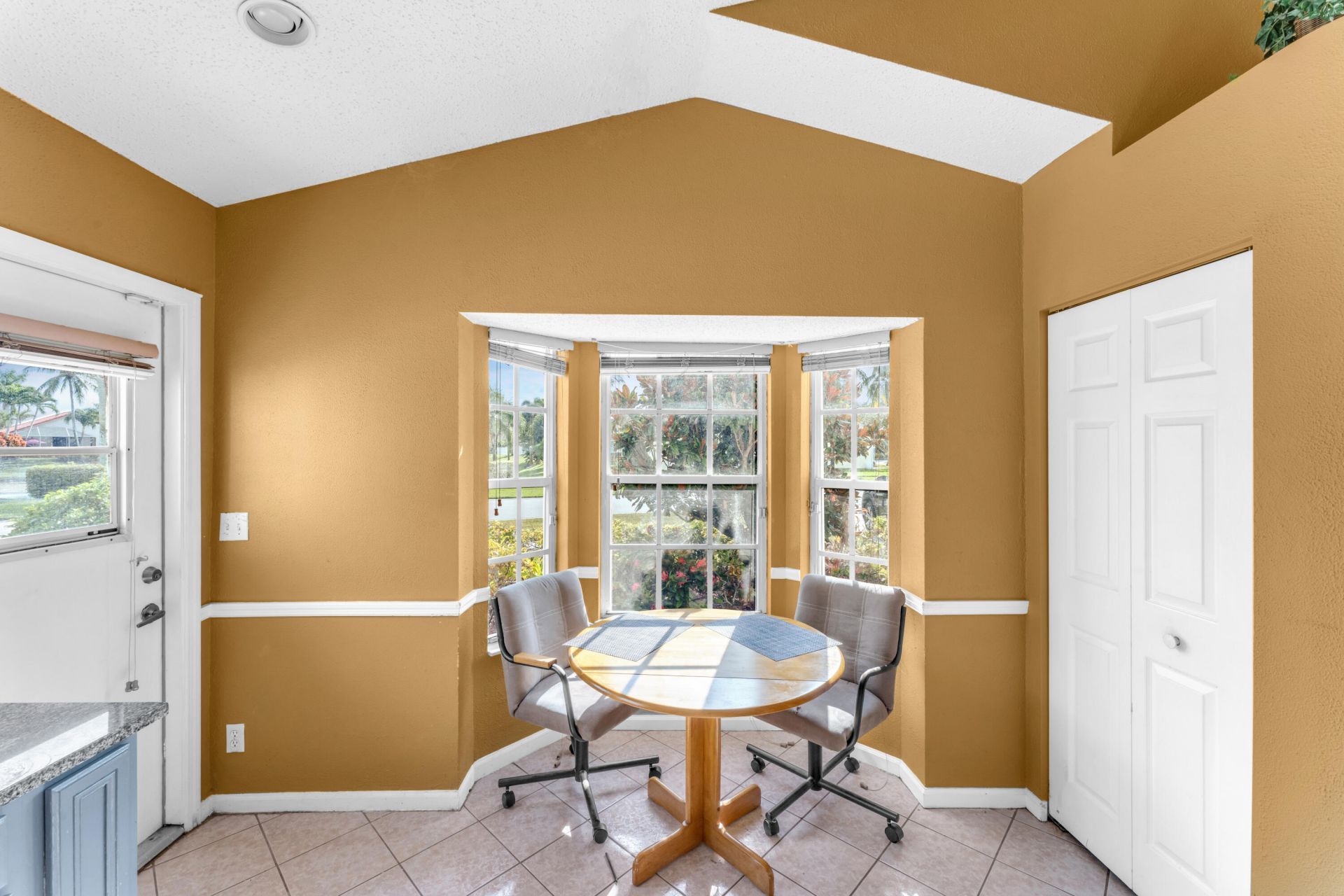 115 Saratoga Boulevard E, Royal Palm Beach, FL 33411 Photo