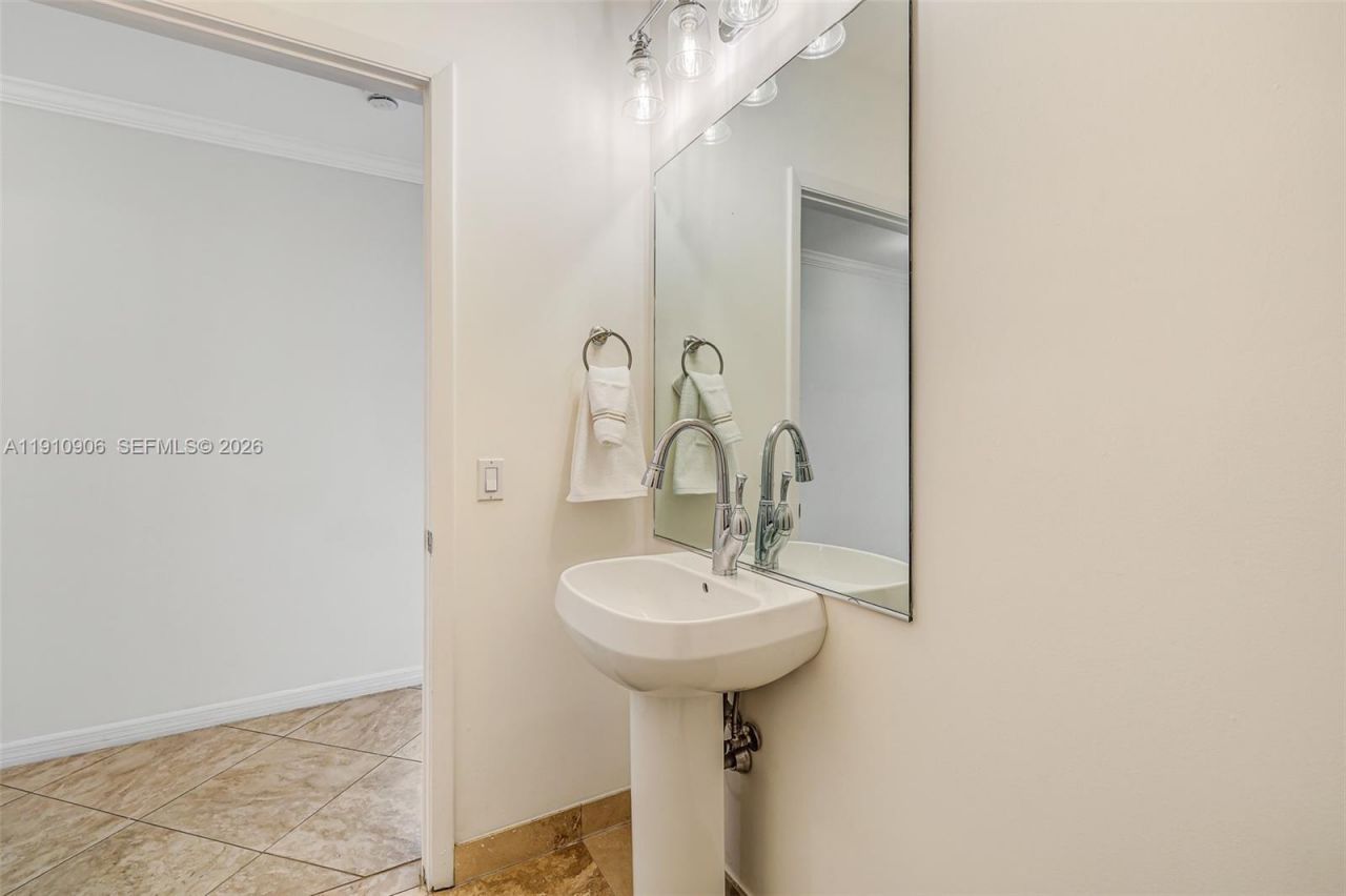 704 N Ocean Blvd, Unit 1001, Pompano Beach, FL 33062 Photo