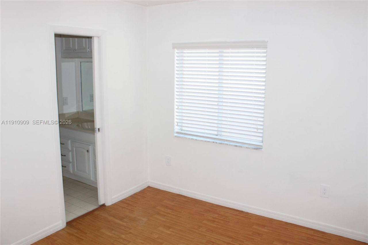 180 Riviera Cir, Unit 30-5, Weston, FL 33326 Photo