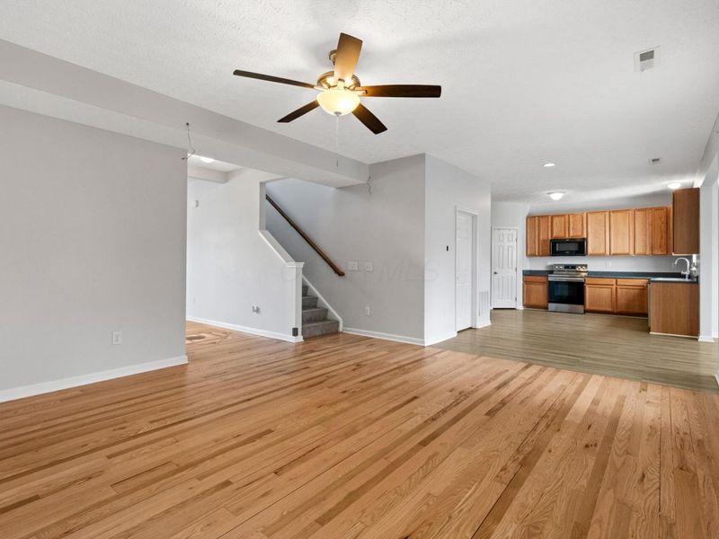 5652 Platinum Drive, Grove City, OH 43123 Photo 19