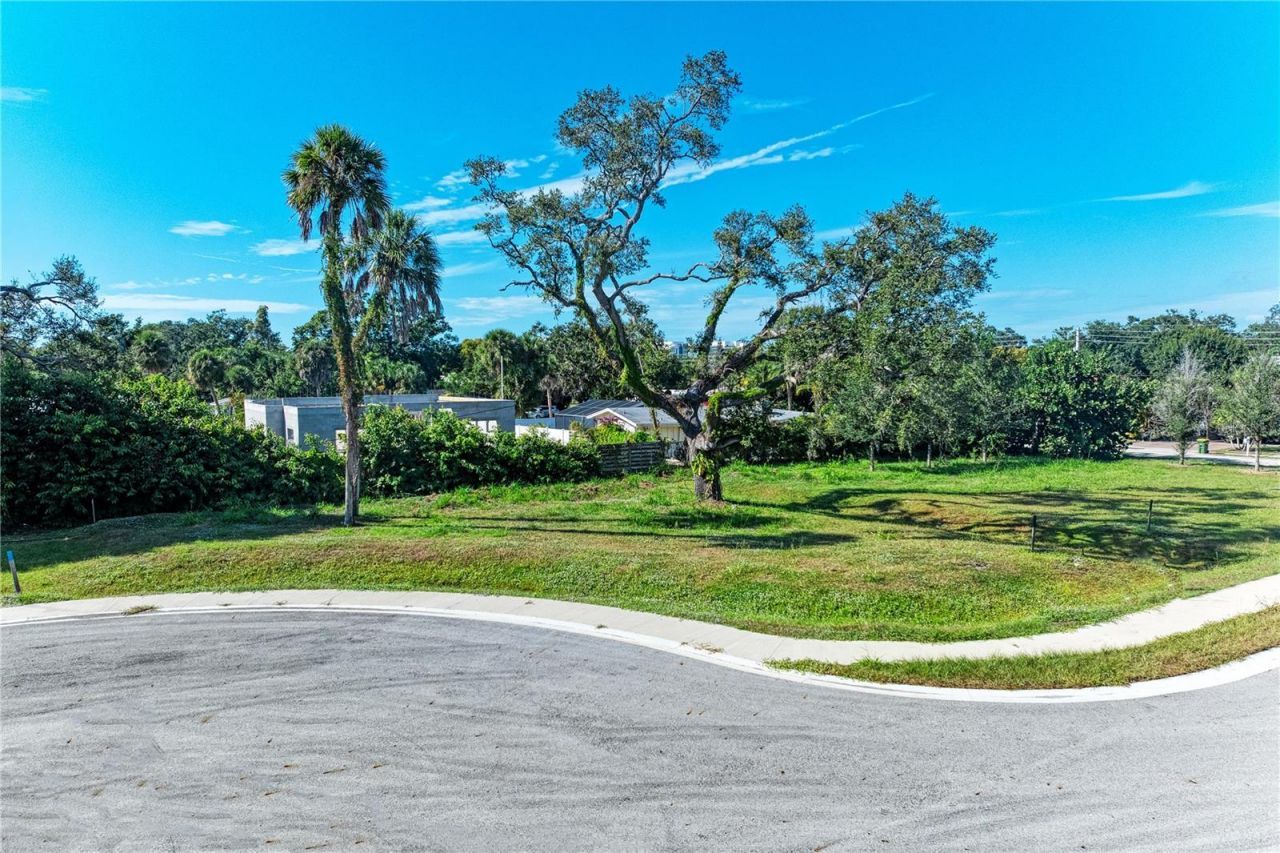 Lot 2 Datura Street, Sarasota, FL 34239 Photo