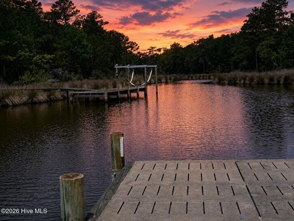 408 Tarpon Pointe Road, Bath, NC 27808