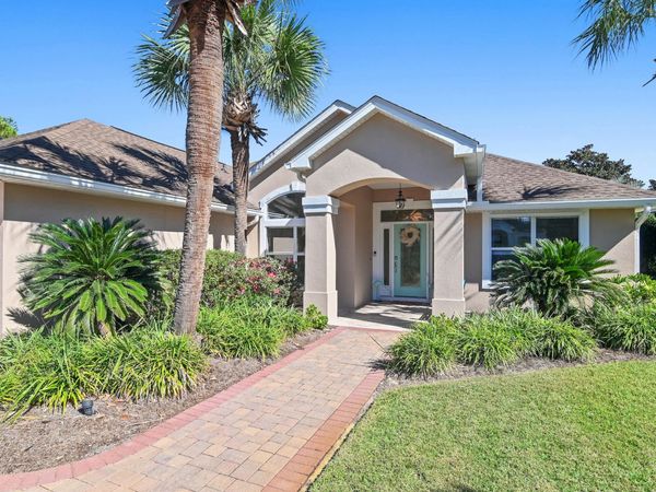 285 Tequesta Drive, Destin, FL 32541