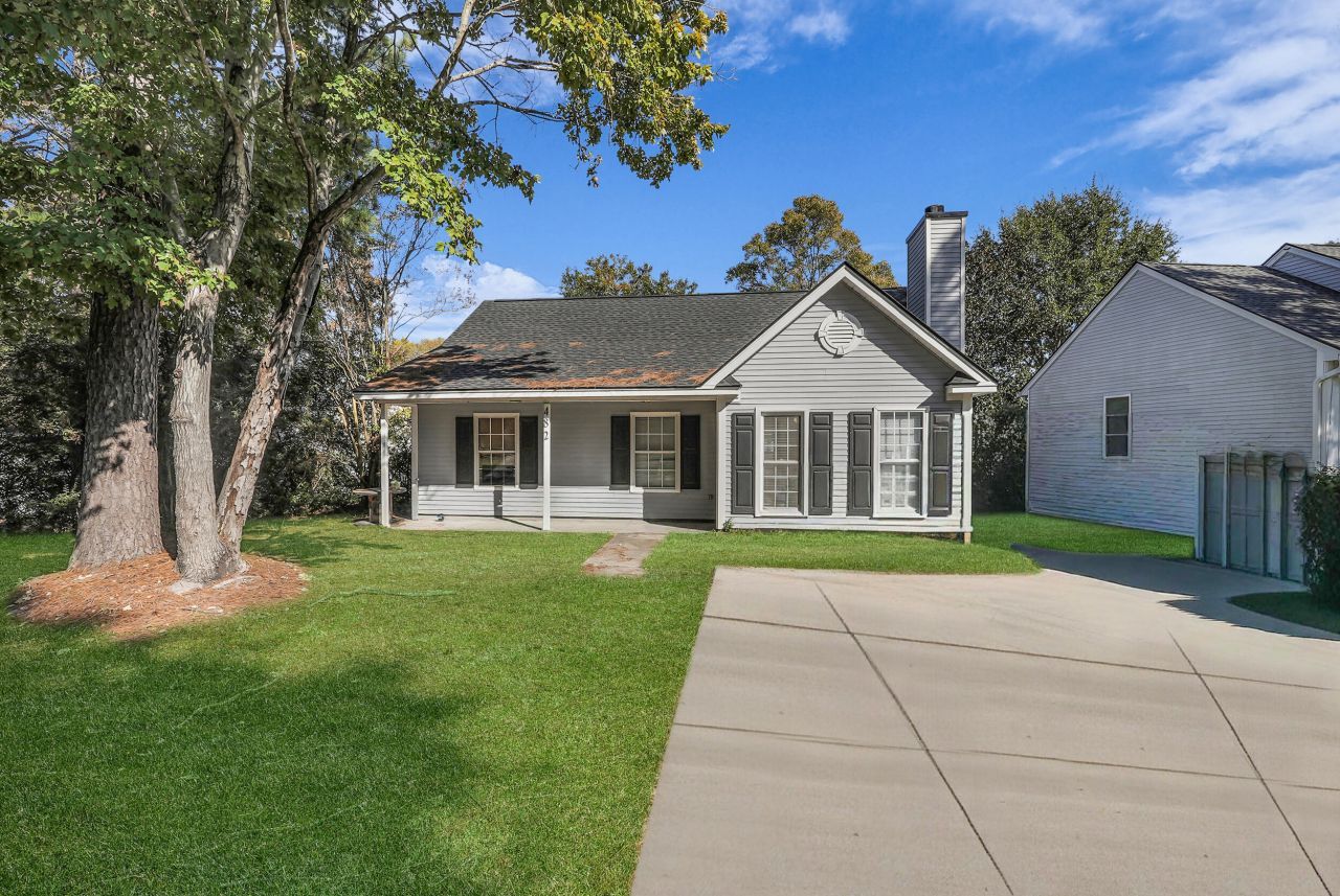 482 Courtland Drive Photo 1