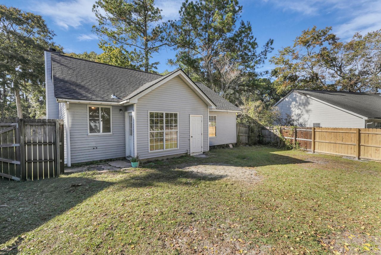 482 Courtland Drive Photo 26