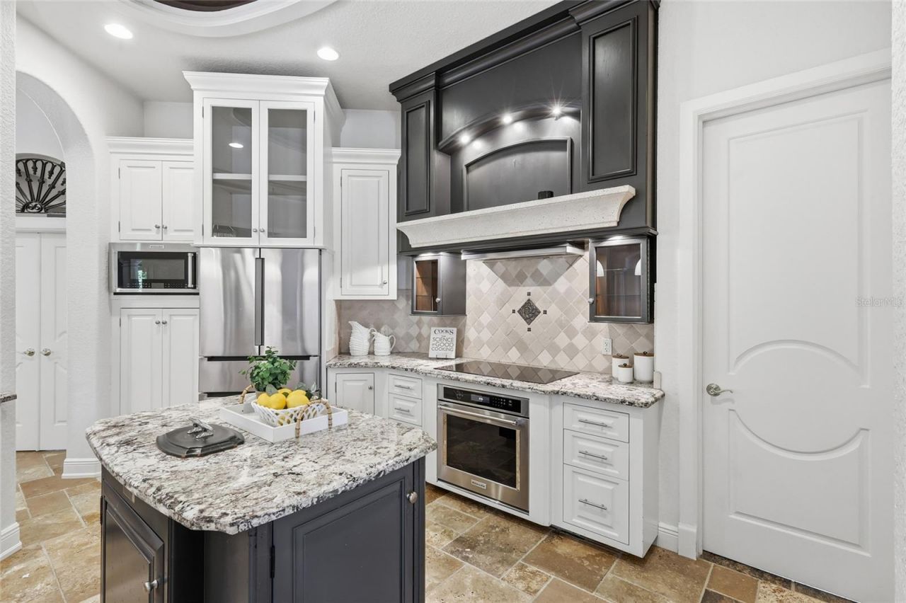 4946 Brywill Circle, Sarasota, FL 34234 Photo