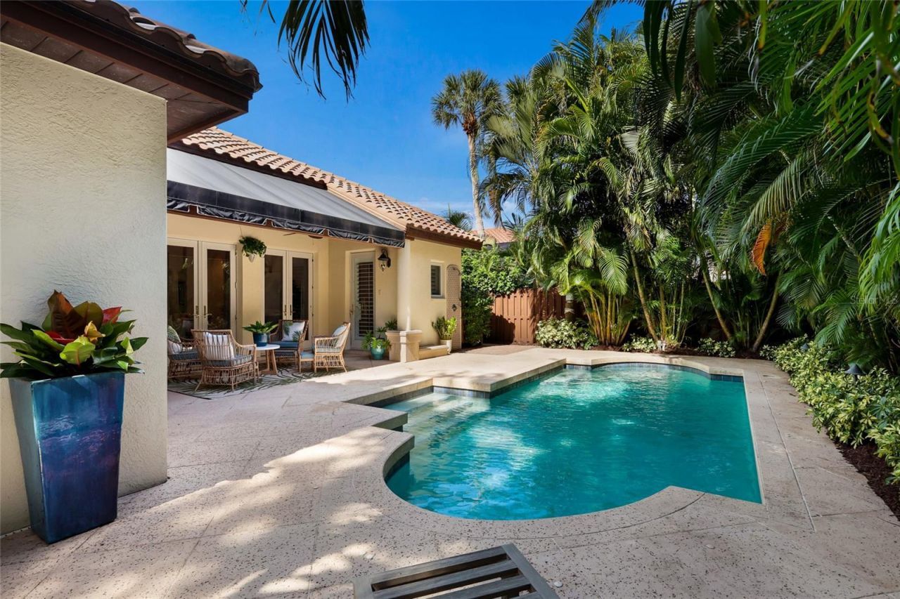 4946 Brywill Circle, Sarasota, FL 34234 Photo