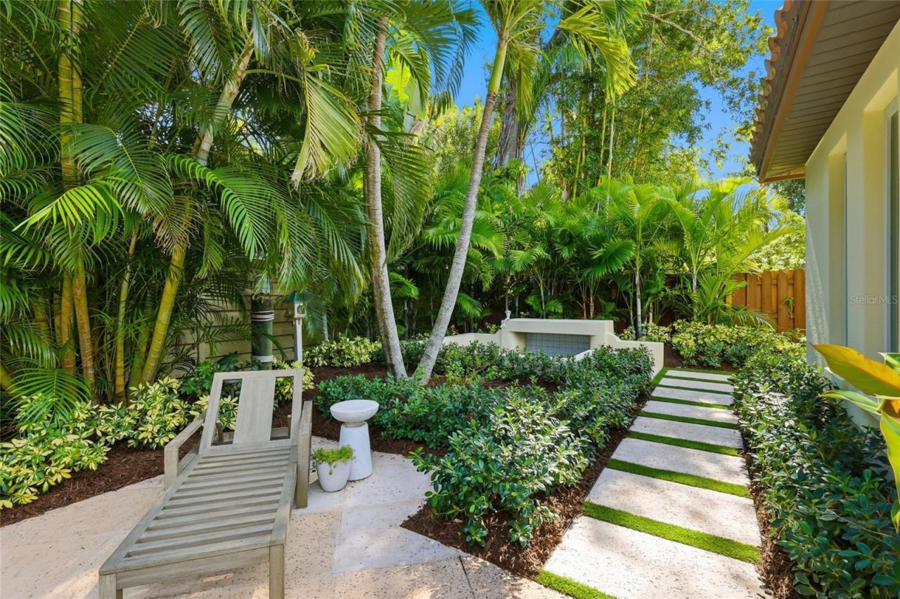 4946 Brywill Circle, Sarasota, FL 34234 Photo