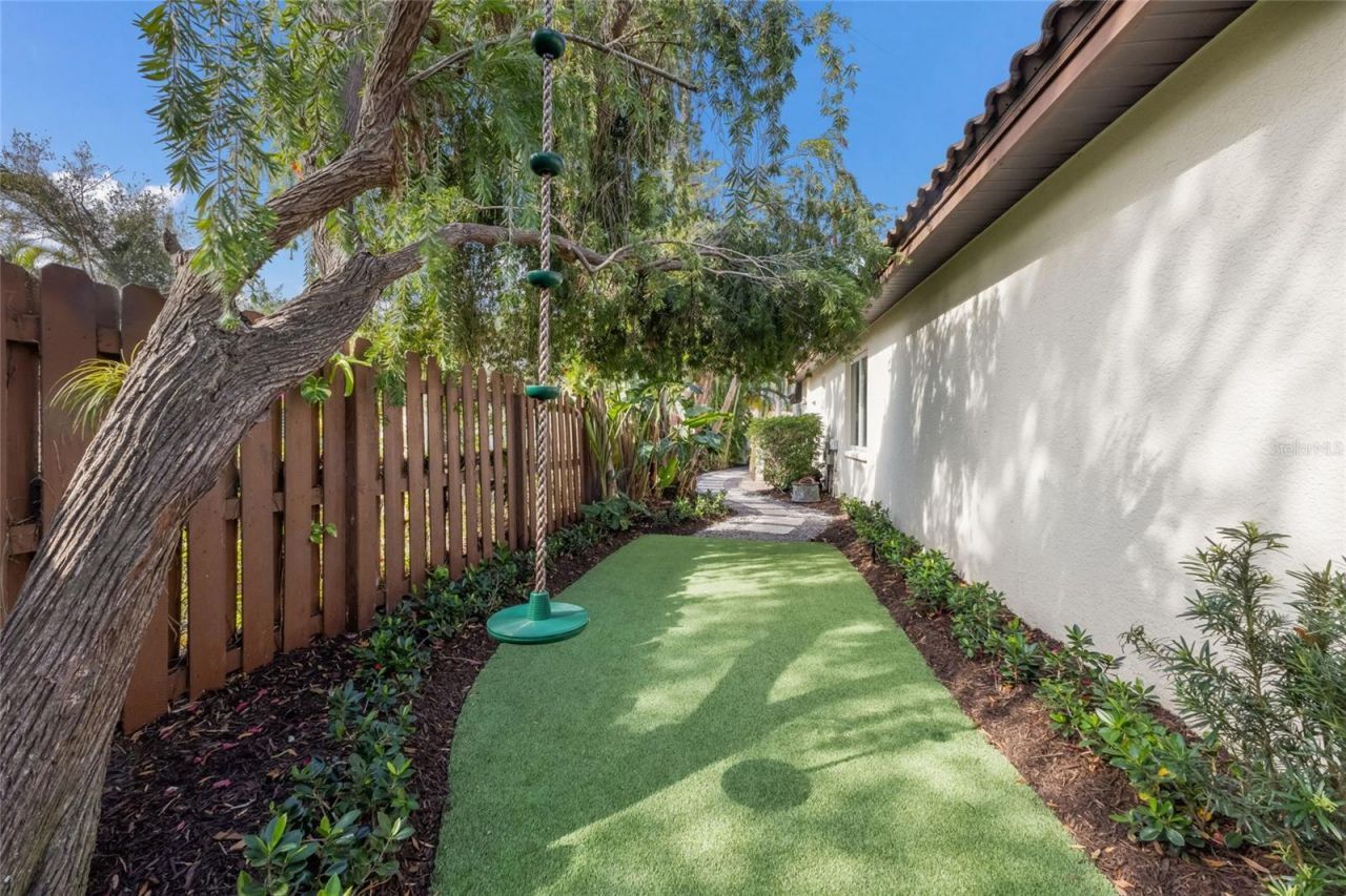 4946 Brywill Circle, Sarasota, FL 34234 Photo