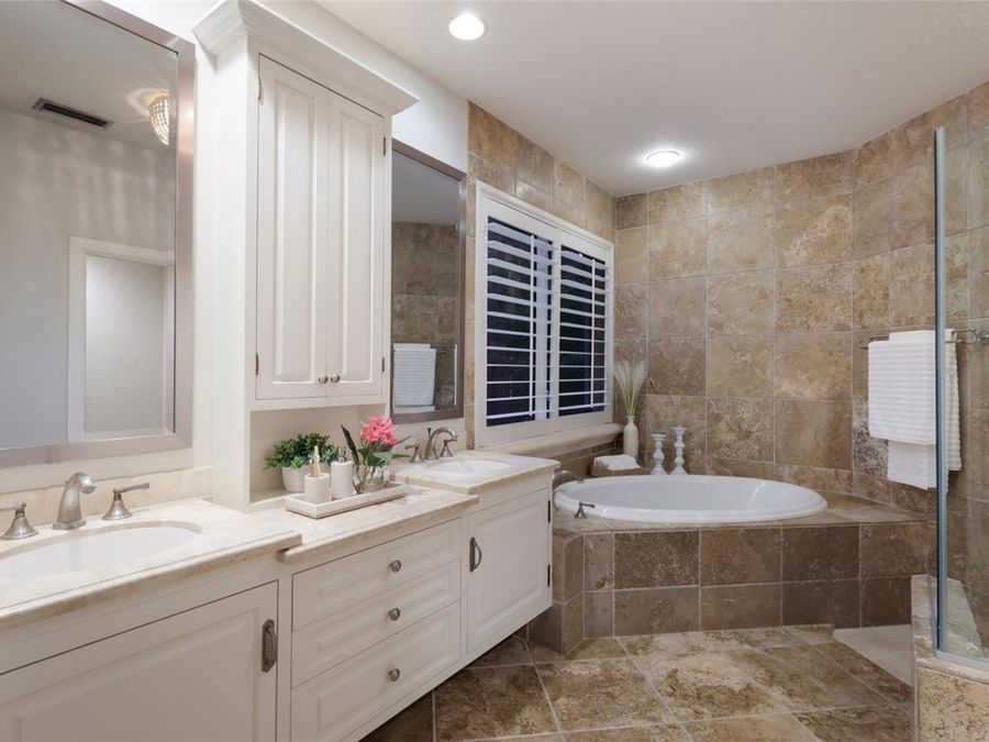 Property Image 84