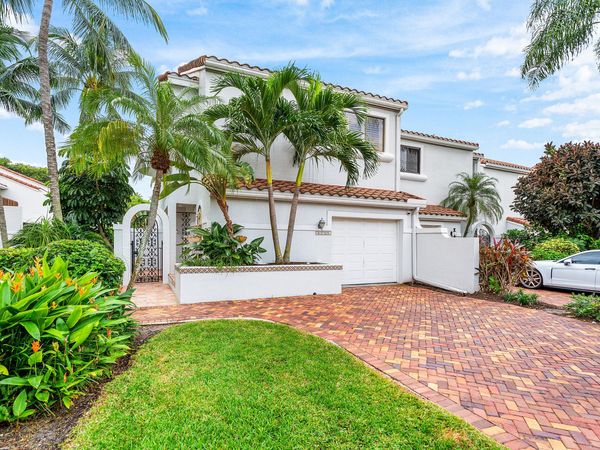 5578a N Ocean Boulevard, Unit 28f, Ocean Ridge, FL 33435