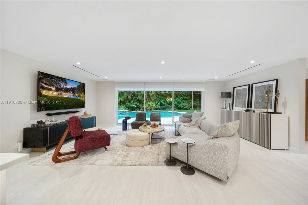 1075 NE 99th St, Miami Shores, FL 33138 Photo