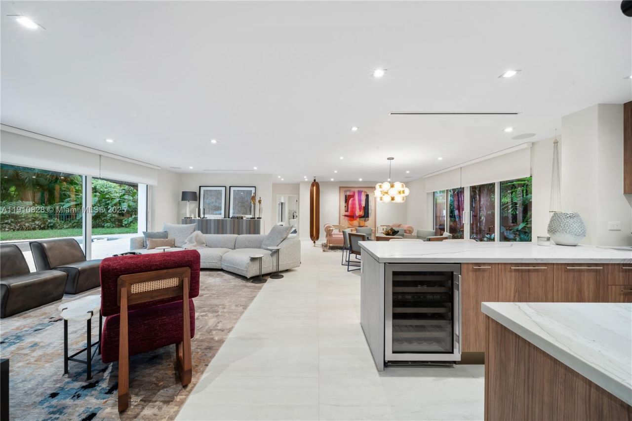 1075 NE 99th St, Miami Shores, FL 33138 Photo