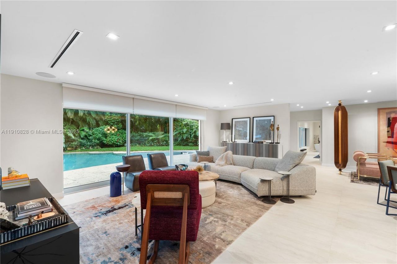 1075 NE 99th St, Miami Shores, FL 33138 Photo