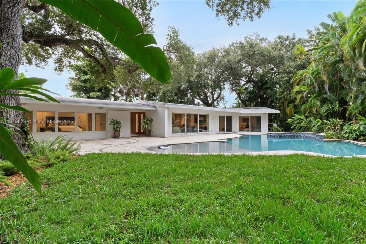 1075 NE 99th St, Miami Shores, FL 33138 Photo