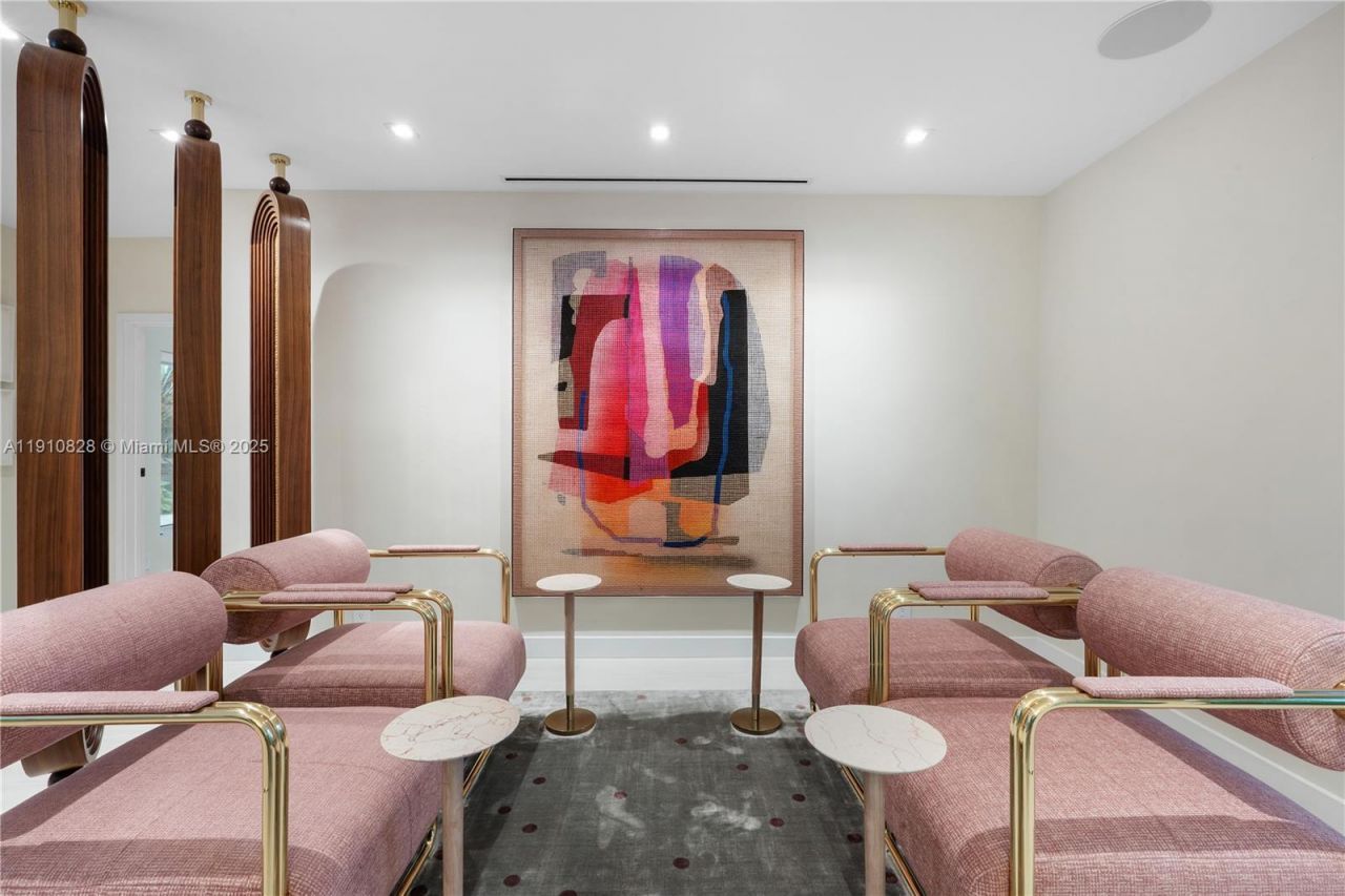 1075 NE 99th St, Miami Shores, FL 33138 Photo