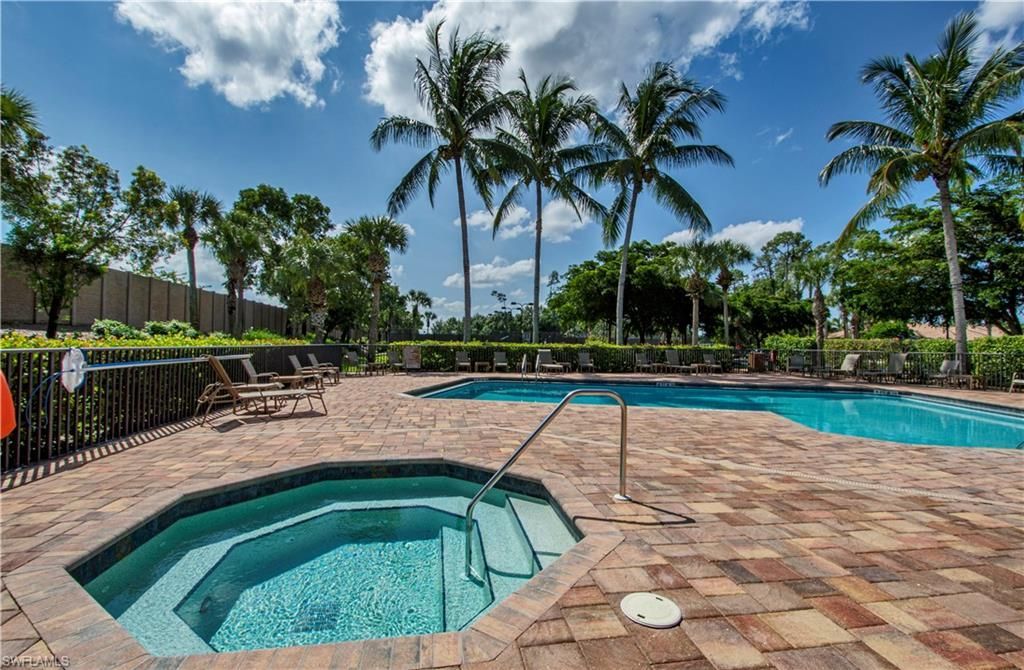 10109 Colonial Country Club Blvd, Unit 2404, Fort Myers, FL 33913 Photo