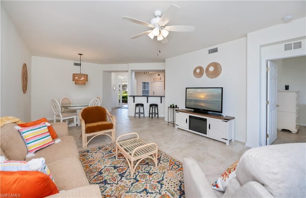 10109 Colonial Country Club Blvd, Unit 2404, Fort Myers, FL 33913 Photo