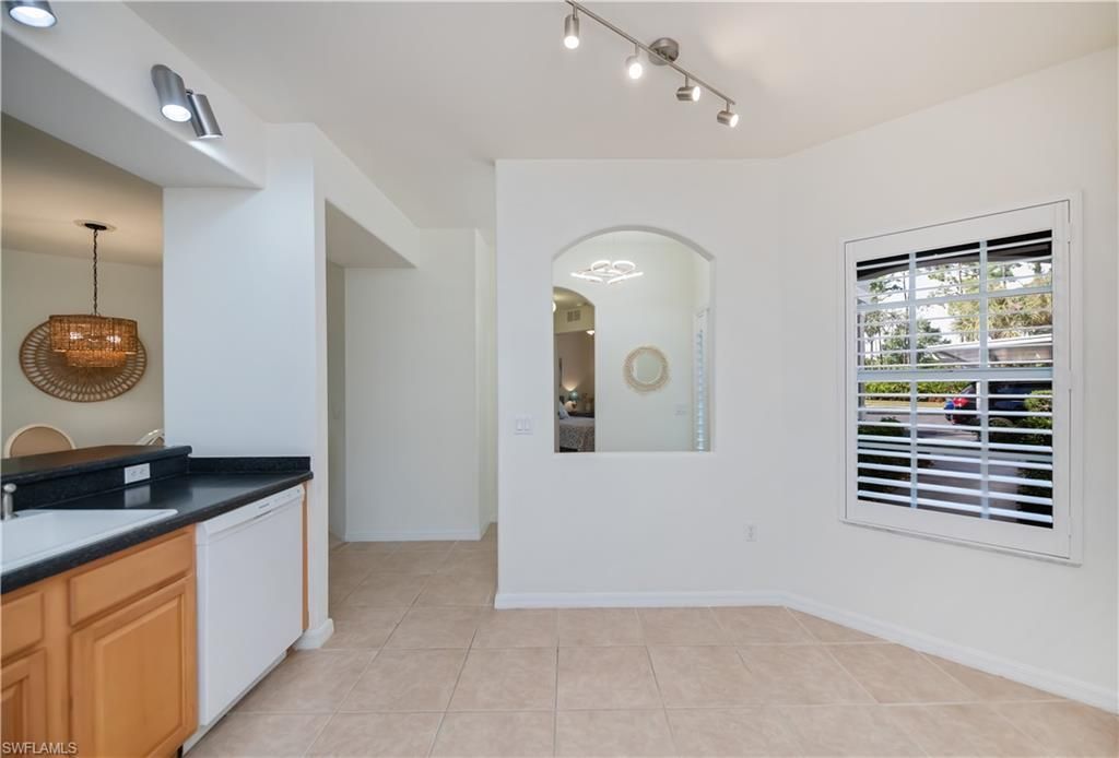 10109 Colonial Country Club Blvd, Unit 2404, Fort Myers, FL 33913 Photo