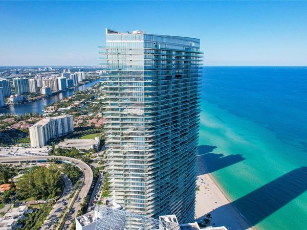 18975 Collins Ave, Unit 4605, Sunny Isles Beach, FL 33160