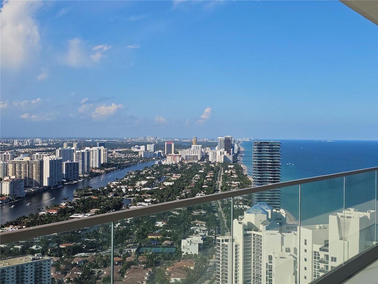 18975 Collins Ave, Unit 4605, Sunny Isles Beach, FL 33160 Photo