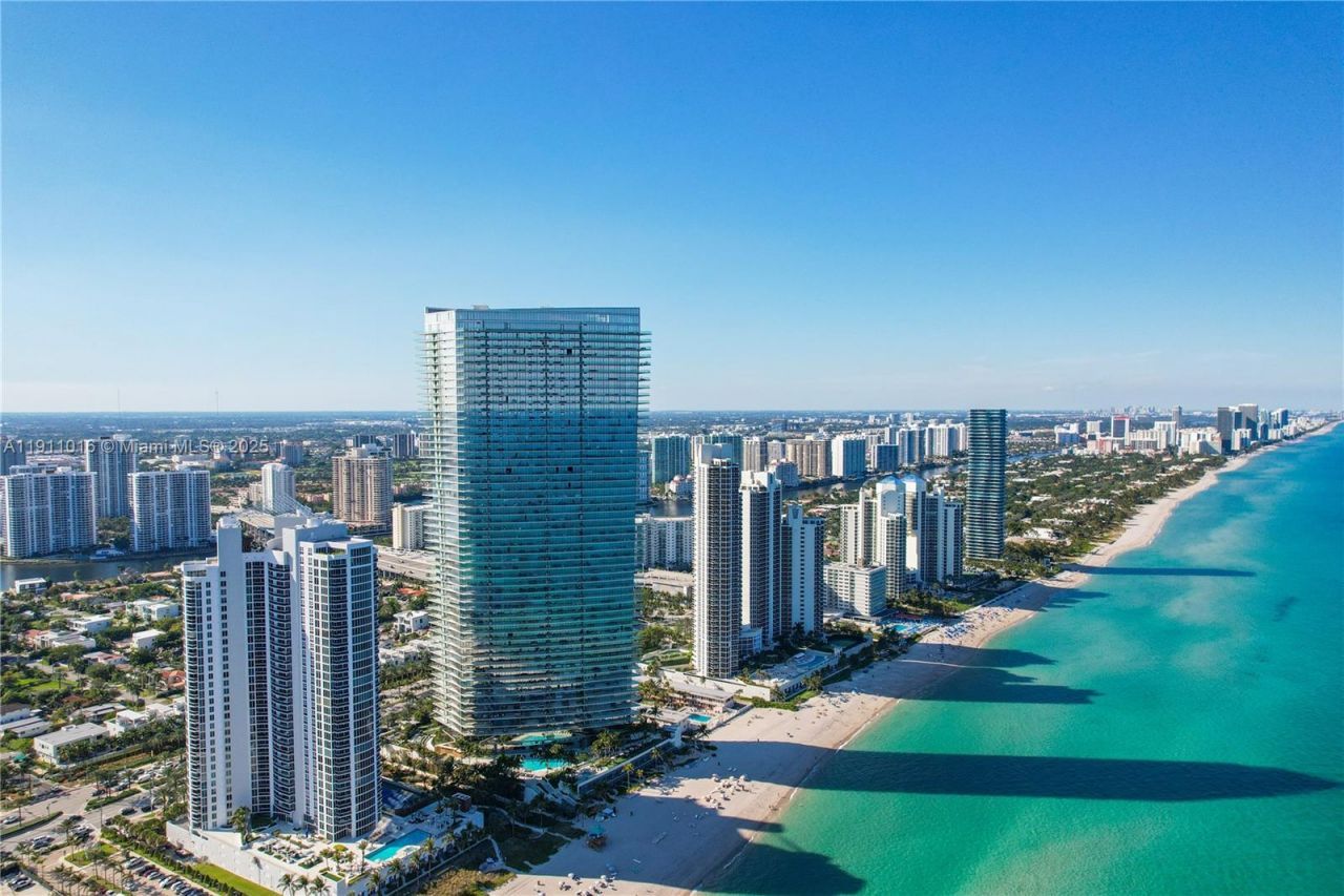 18975 Collins Ave, Unit 4605, Sunny Isles Beach, FL 33160 Photo