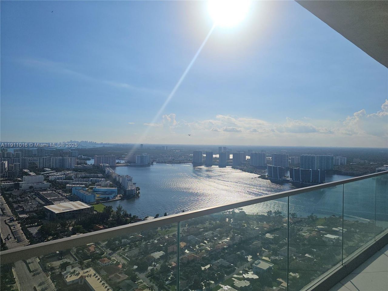 18975 Collins Ave, Unit 4605, Sunny Isles Beach, FL 33160 Photo
