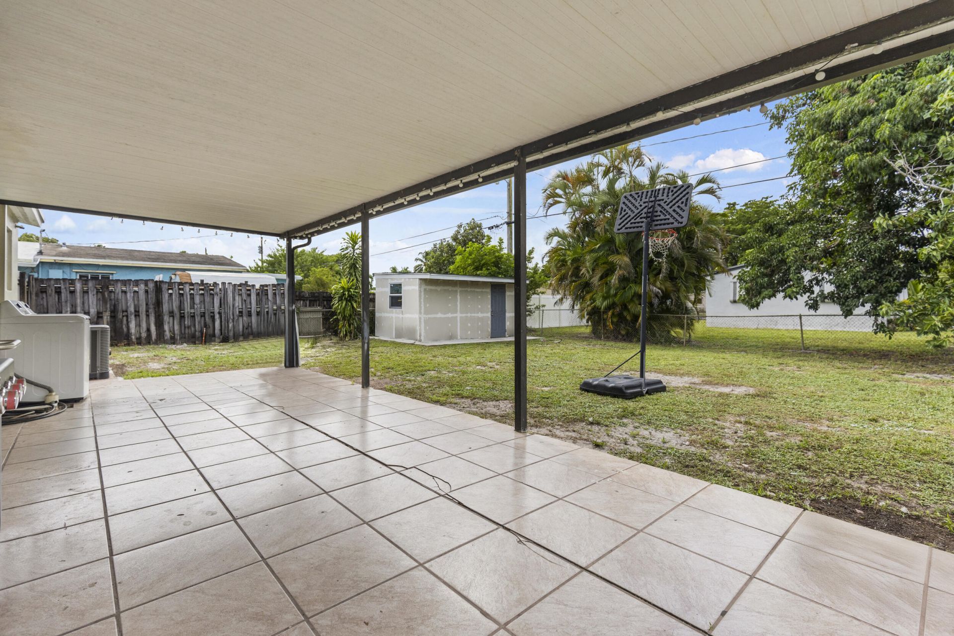 1400 N 70th Avenue, Hollywood, FL 33024 Photo