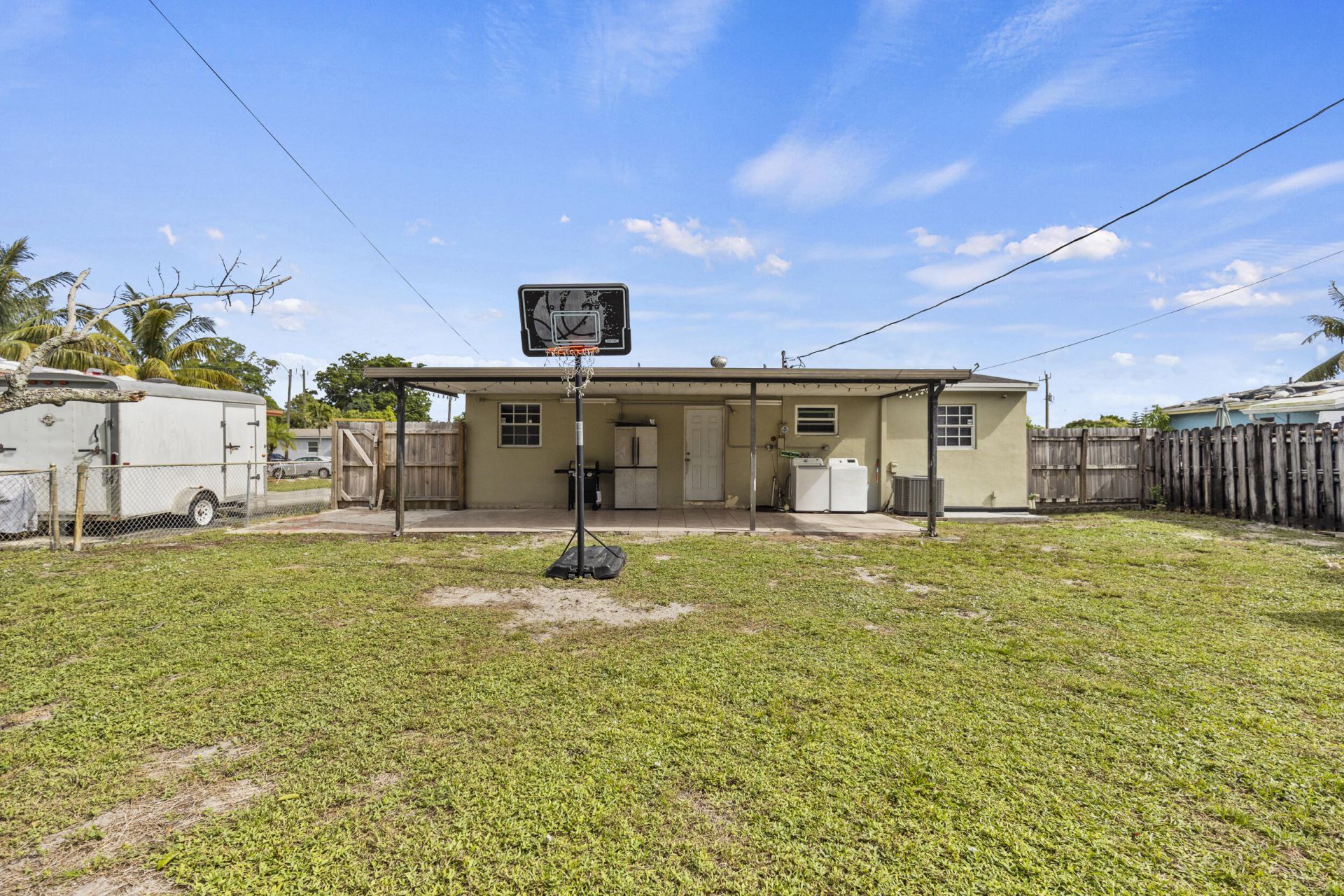 1400 N 70th Avenue, Hollywood, FL 33024 Photo