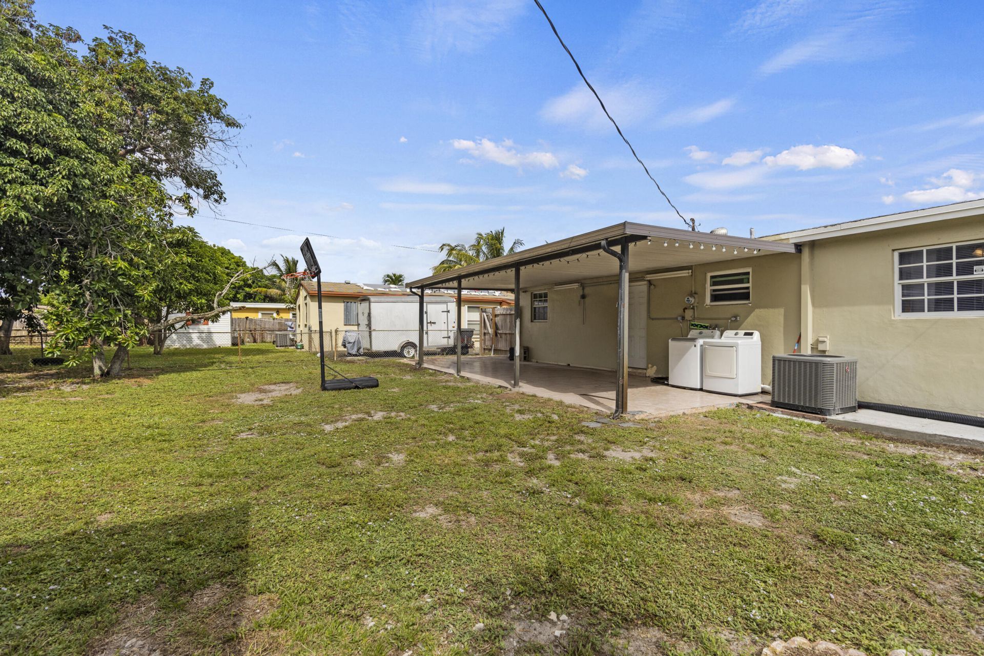 1400 N 70th Avenue, Hollywood, FL 33024 Photo