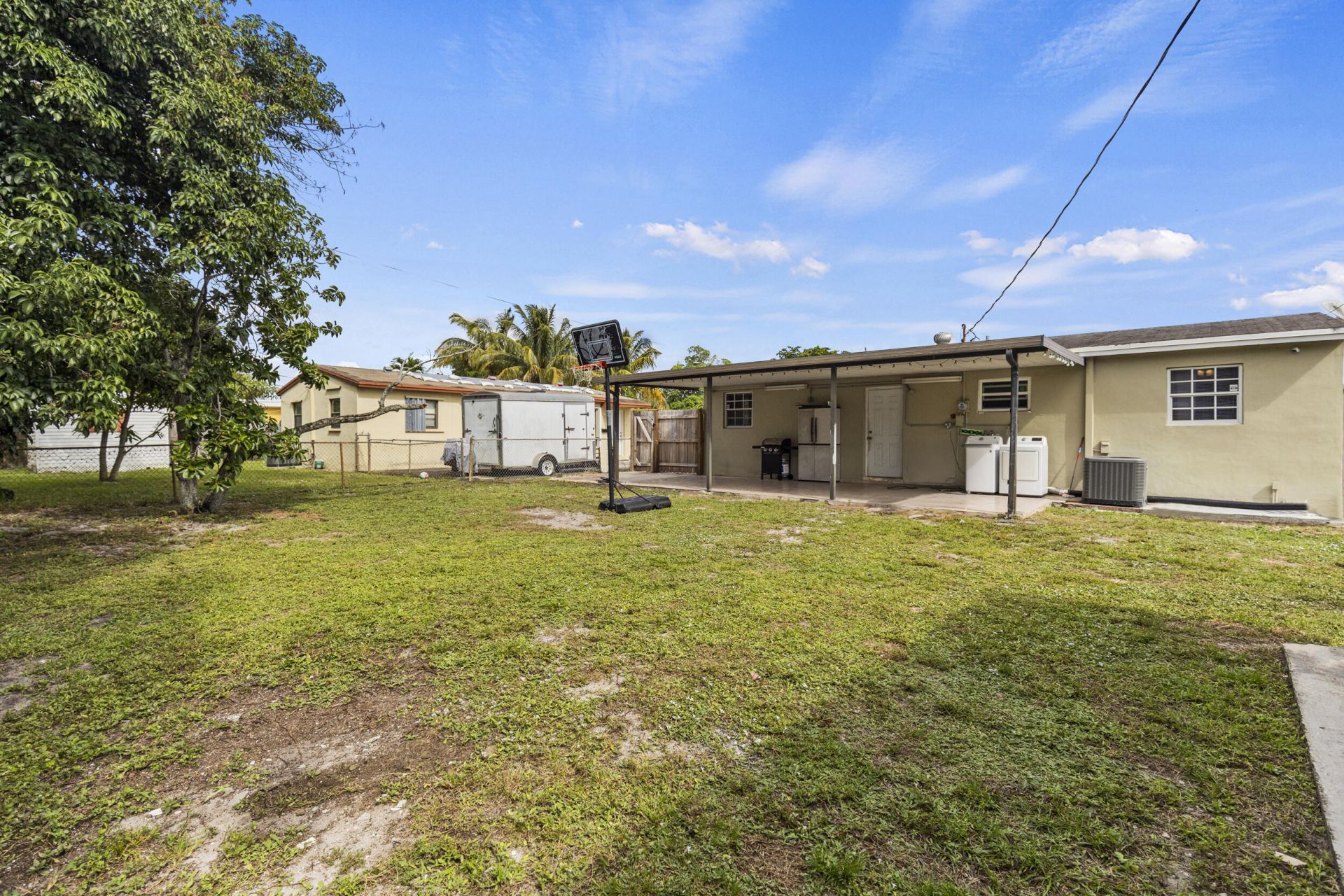 1400 N 70th Avenue, Hollywood, FL 33024 Photo