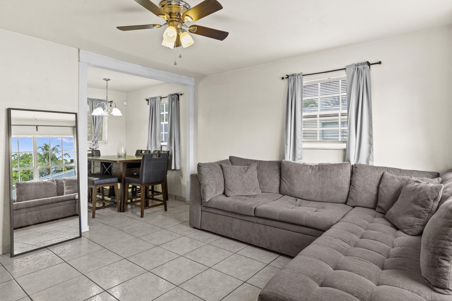 1400 N 70th Avenue, Hollywood, FL 33024 Photo