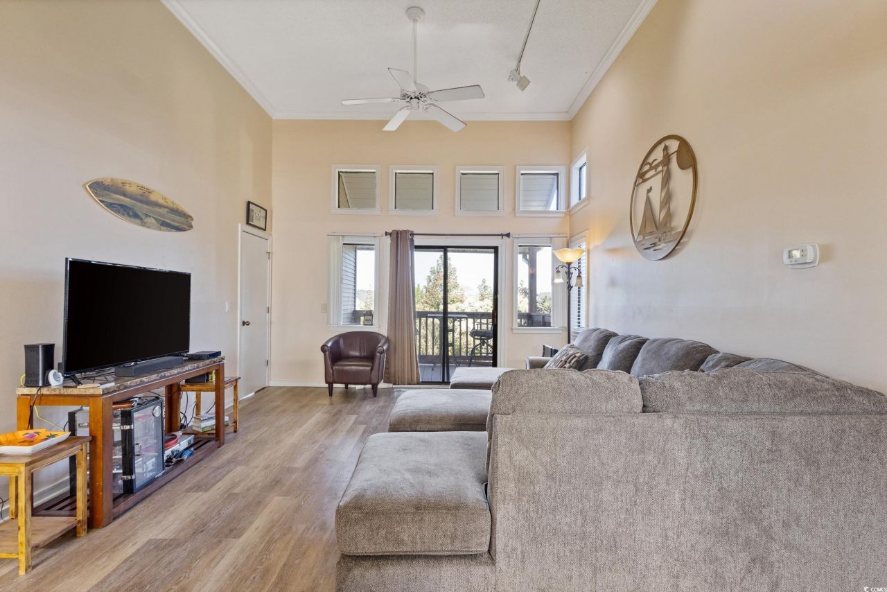 1025 Plantation Dr. Photo 12