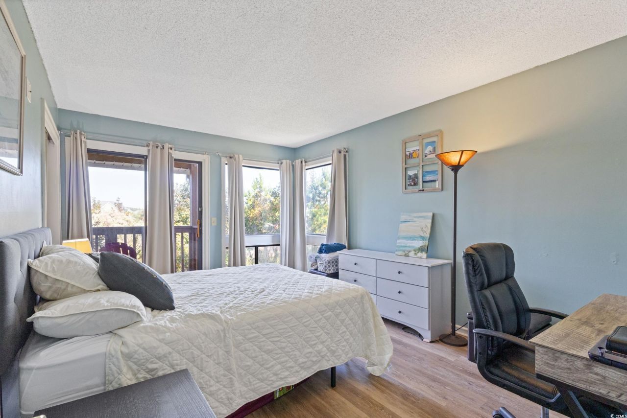 1025 Plantation Dr. Photo 20