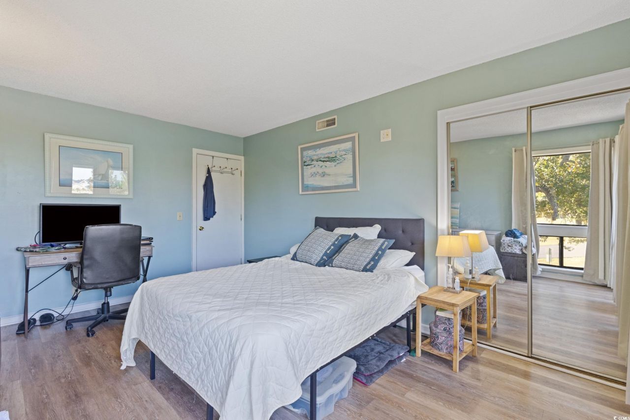 1025 Plantation Dr. Photo 21