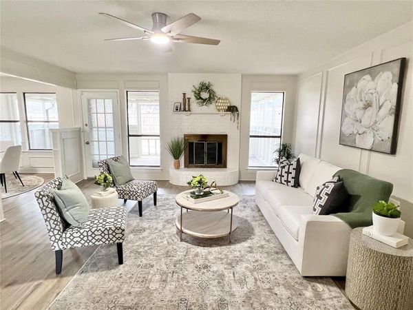 1913 Lynbrook Lane, Arlington, TX 76015