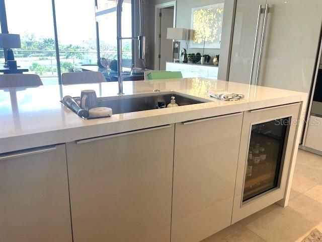 1581 Gulf Of Mexico Drive, Unit 307, Longboat Key, FL 34228 Photo