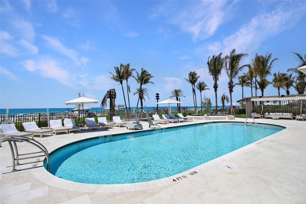 1581 Gulf Of Mexico Drive, Unit 307, Longboat Key, FL 34228 Photo