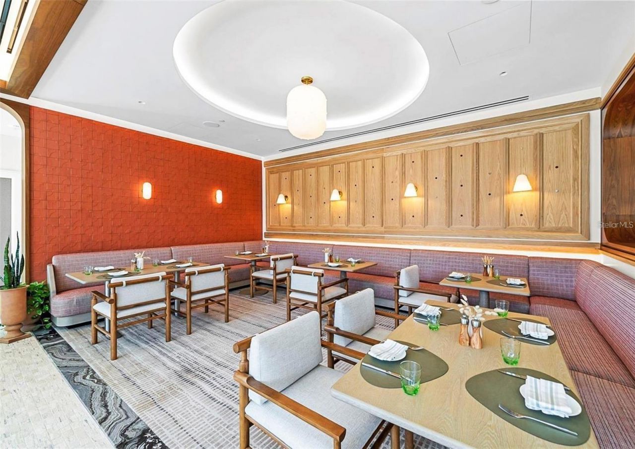 1581 Gulf Of Mexico Drive, Unit 307, Longboat Key, FL 34228 Photo