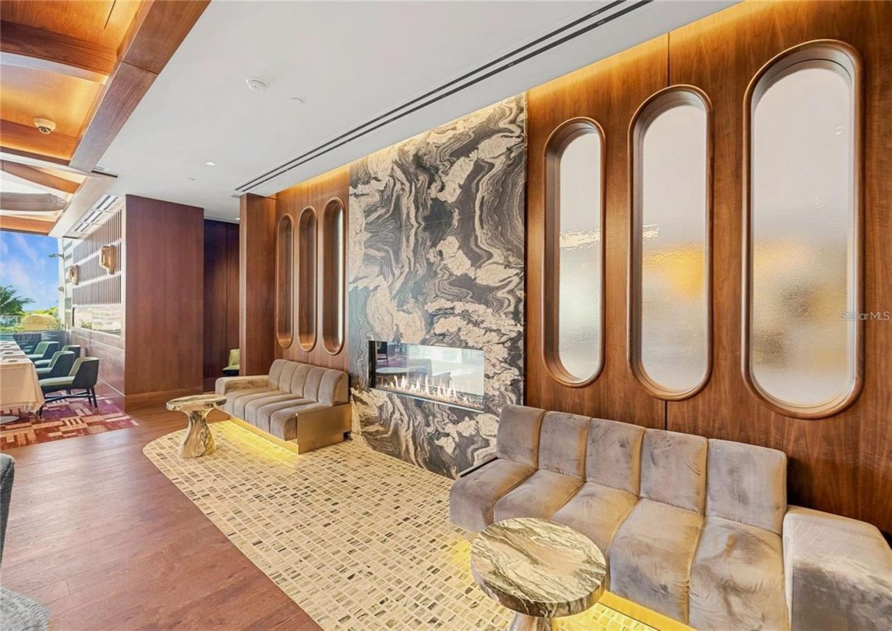 1581 Gulf Of Mexico Drive, Unit 307, Longboat Key, FL 34228 Photo