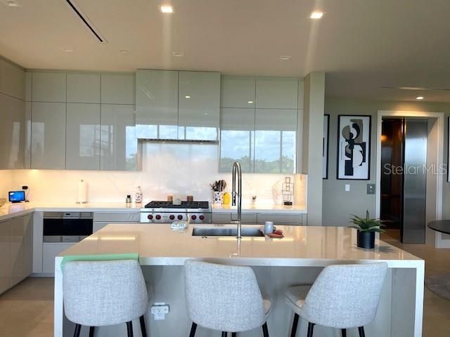 1581 Gulf Of Mexico Drive, Unit 307, Longboat Key, FL 34228 Photo