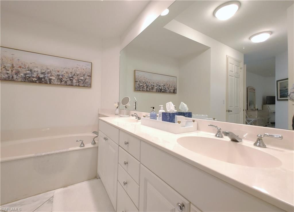 400 Flagship Dr, Unit 704, Naples, FL 34108 Photo
