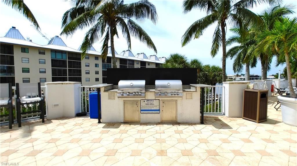 400 Flagship Dr, Unit 704, Naples, FL 34108 Photo