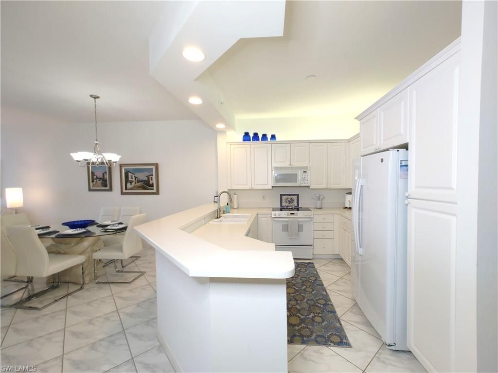 400 Flagship Dr, Unit 704, Naples, FL 34108 Photo